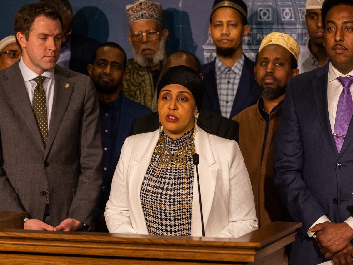 Minnesota lawmakers and leaders denounce fires at two Minneapolis mosques, express solidarity with Muslim community