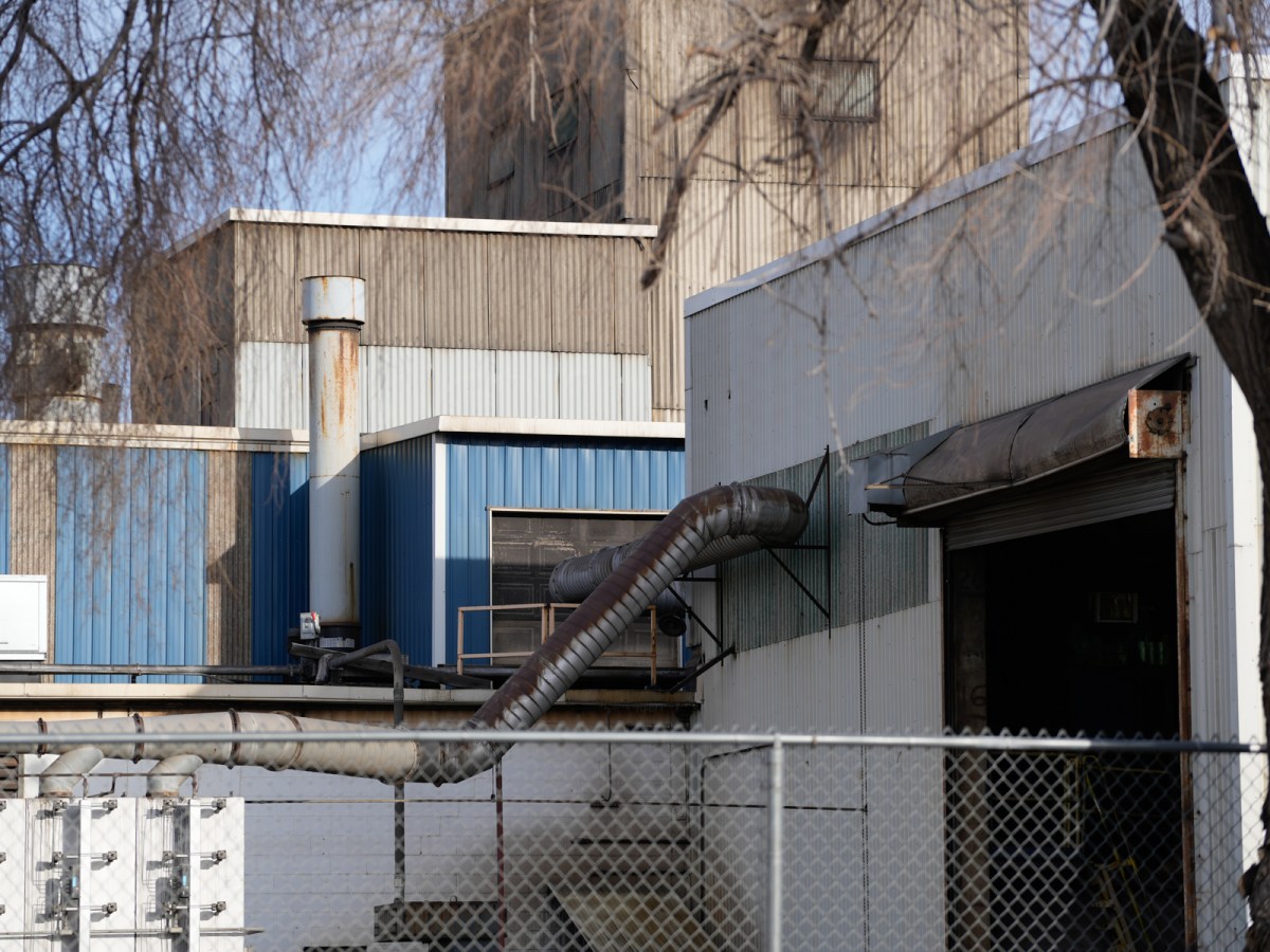 East Side foundry with past violations has 30 days to reduce lead, air pollution