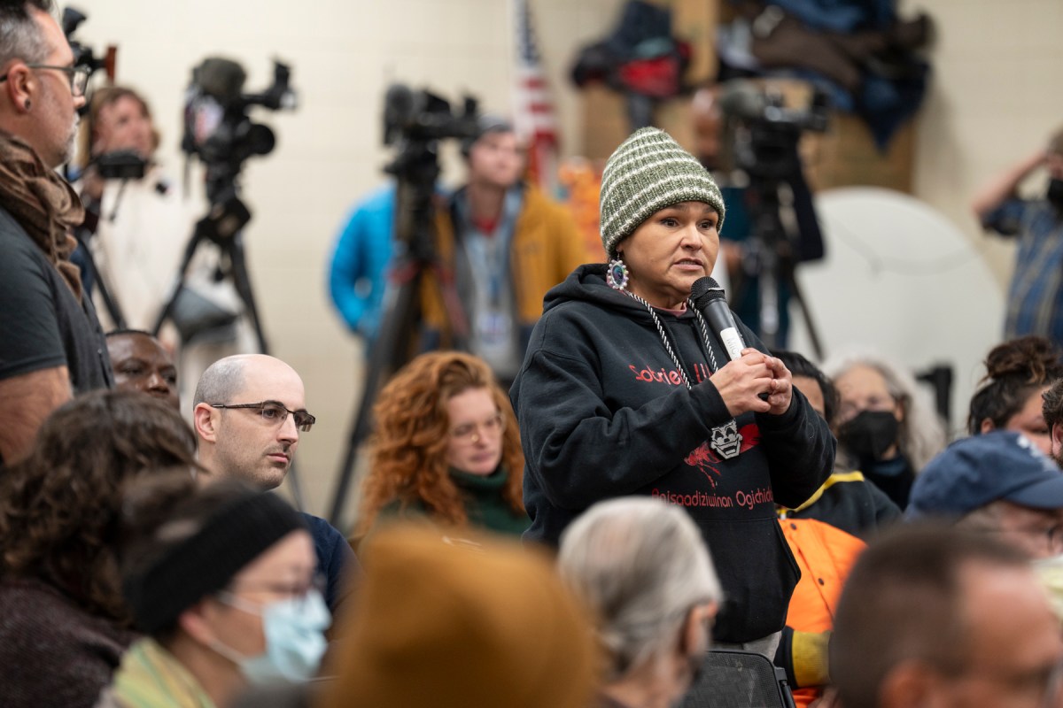 ‘You’re failing at your job’: residents call on state to shutter Smith Foundry in tense community meeting